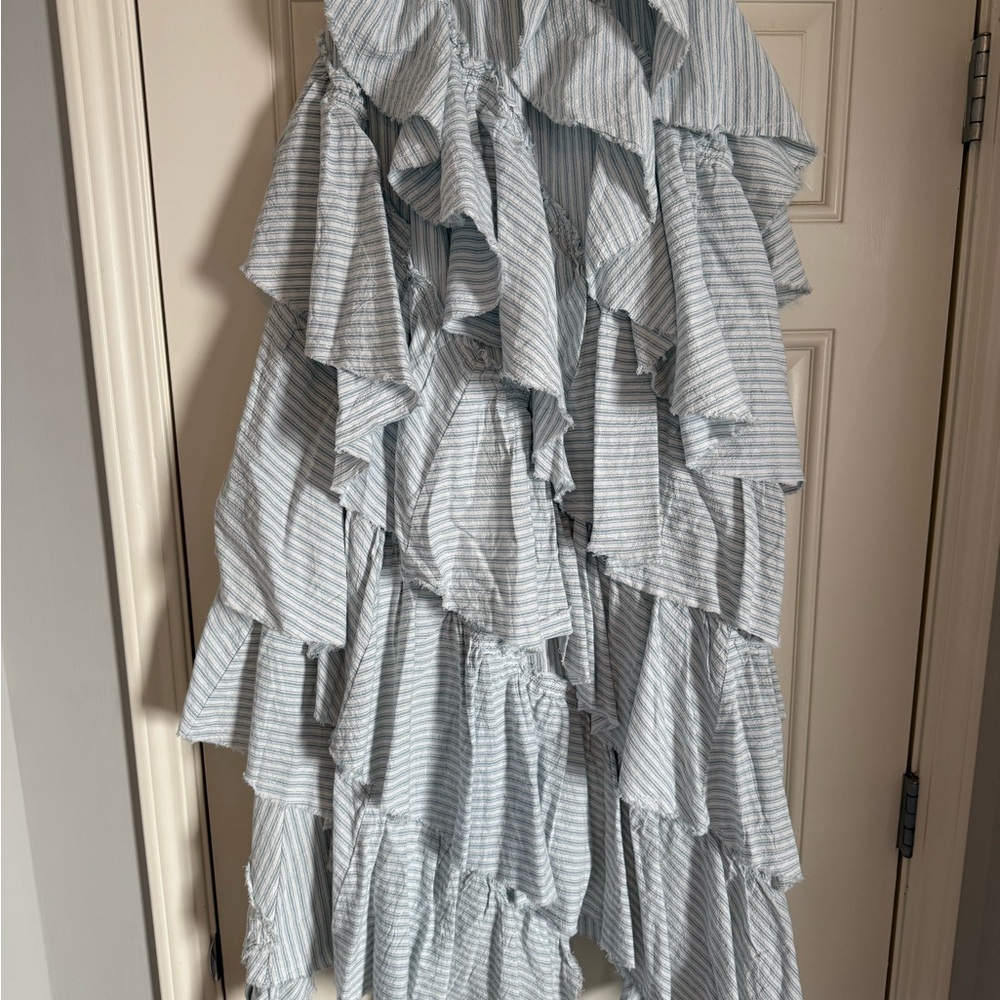 Striped Blue and White Bedding Set